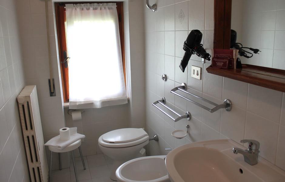 Hotel Adriana Abbadia San Salvator Extérieur photo