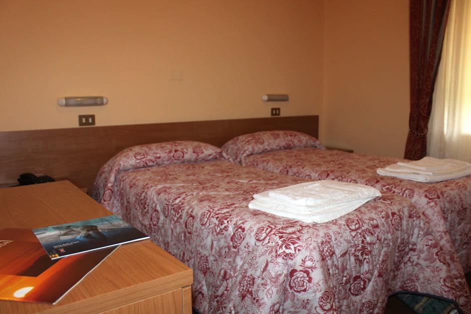 Hotel Adriana Abbadia San Salvator Extérieur photo